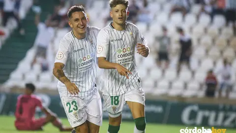 Partido entre el C&oacute;rdoba CF y el Unionistas de Salamanca CF en El Arc&aacute;ngel