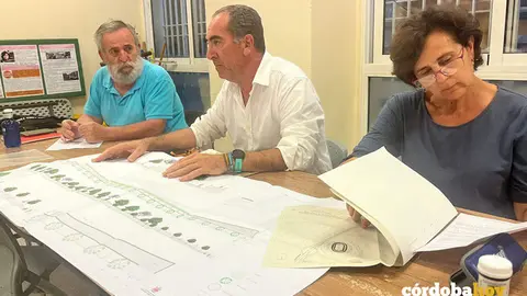 Reuni&oacute;n con los vecinos sobre las obras en la Acera de San Juli&aacute;n y en Doctor Rafael Blanco Le&oacute;n