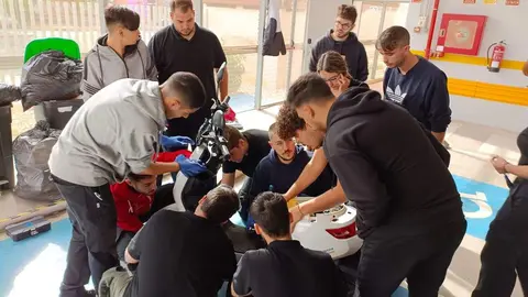 Curso de patinetes de la Cruz Roja en C&oacute;rdoba