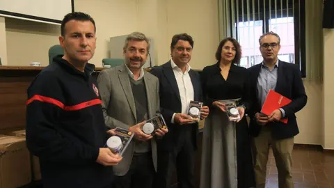 Presentaci&oacute;n de la campa&ntilde;a para instalar 300 detectores de humo en hogares vulnerables de C&oacute;rdoba