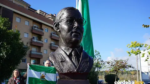 Inauguraci&oacute;n del busto de Blas Infante, hecho por Antonio Bernal, en la Plaza de Andaluc&iacute;a de C&oacute;rdoba