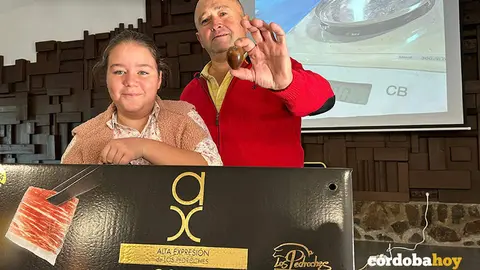 Entrega del premio a la bellota m&aacute;s grande 2022