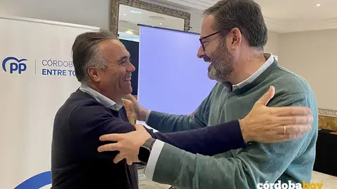 Manuel Garc&iacute;a F&eacute;lix y Adolfo Molino (derecha)