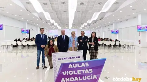 AULAS VIOLETAS
