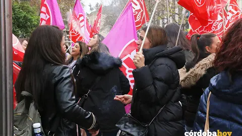Protesta masiva por el nuevo horario laboral del comercio en C&oacute;rdoba, en una imagen de archivo