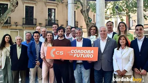 La candidatura al completo de Ciudadanos para la capital cordobesa