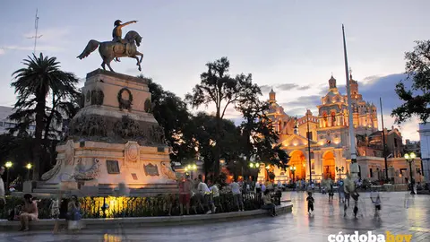 Plaza de san Mart&iacute;n, en la ciudad de C&oacute;rdoba (Argentina). FOTO CENTRO MURCIANO