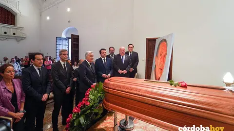 Representantes institucionales en la capilla ardiente por Antonio Gala mientras C&oacute;rdoba vive jornada de luto oficial