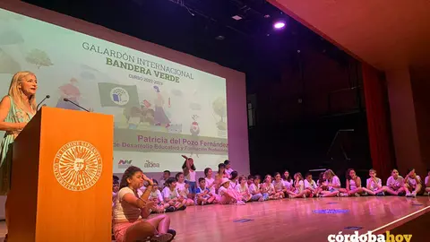 Patricia del Pozo en el acto de entrega de Banderas Verdes