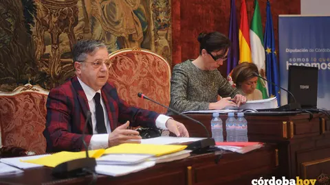 Salvador Fuentes, como vicepresidente de la Diputaci&oacute;n, con Mar&iacute;a Luisa Ceballos y Mar&iacute;a Jes&uacute;s Botella