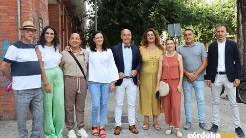 Varios miembros del PSOE cordob&eacute;s han estado en el barrio de Las Moreras con vecinos y colectivos