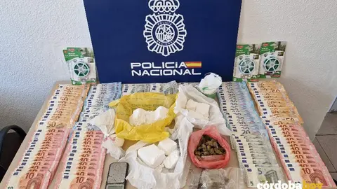Material incautado en la operaci&oacute;n policial antidroga en Levante