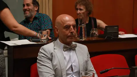 El portavoz del PSOE, Antonio Hurtado, en un Pleno FOTO RAFA MELLADO SENIOR