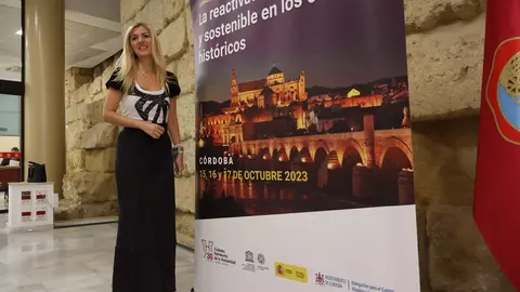 Lourdes Morales, en la presentaci&oacute;n de las jornadas FOTO RAFA MELLADO SENIOR