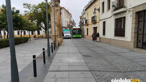 Calle San Pablo, a la altura de la Plaza de Juan Bernier