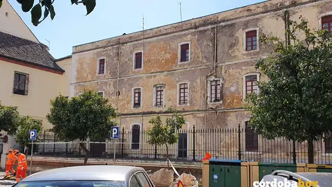 Acuartelamiento de la Trinidad, popularmente conocido como la Zona