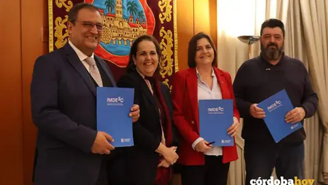 Joaqu&iacute;n Gisbert, Blanca Torrent, Marina Borrego y Vicente Palomares