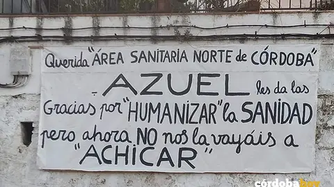 Pancarta colocada en Azuel
