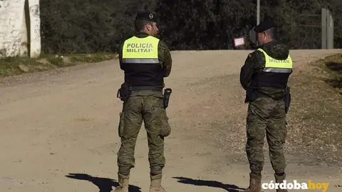 Militares en Cerro Muriano el d&iacute;a del suceso, en una imagen de archivo