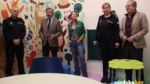 Presentaci&oacute;n de la Sala Amable de la Polic&iacute;a Loal para denuncias por violencia machista