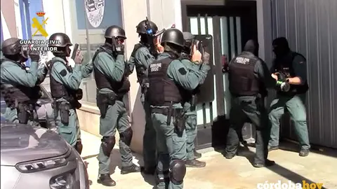 Operaci&oacute;n Camigun de la Guardia Civil en Puente Genil y Aguadulce