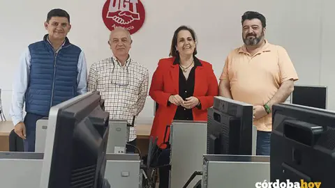 Firma del convenio entre el Imdeec y UGT sobre competencia digital