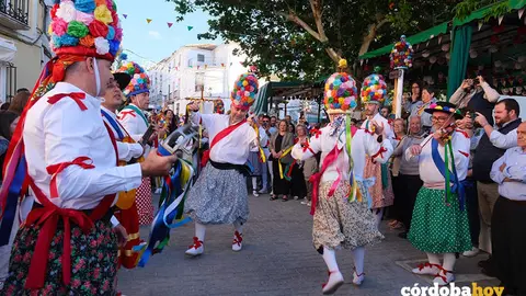 Danzantes de San Isidro de Fuente-T&oacute;jar