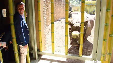 El alcalde de C&oacute;rdoba, Jos&eacute; Mar&iacute;a Bellido, de visita esta ma&ntilde;ana al zool&oacute;gico