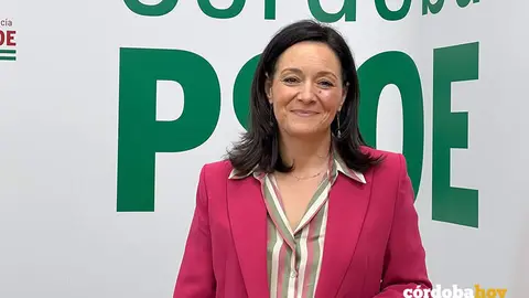 La secretaria general del PSOE de C&oacute;rdoba, Rafi Cresp&iacute;n, en la sede provincial de su partido