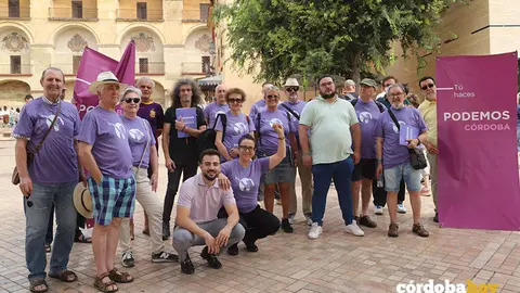 Militantes de Podemos en el fin de campa&ntilde;a en C&oacute;rdoba