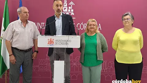 El concejal socialista &Aacute;ngel Ortiz