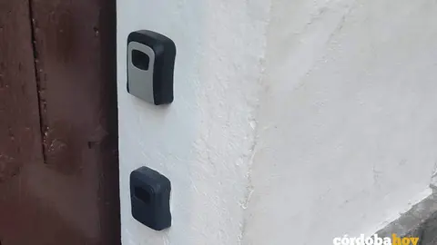 Aparatos adosados a viviendas del Casco Hist&oacute;ricio habilitadas para uso tur&iacute;stico