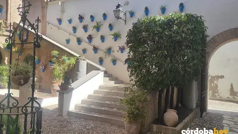 El Zoco con las macetas recuperadas FOTO ANDALUC&Iacute;A ENTRE TOD@S