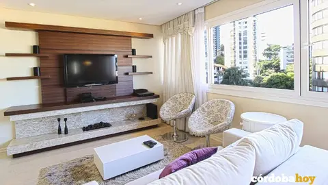 SAL&Oacute;N