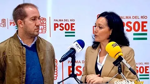 Rafi Cresp&iacute;n interviene, junto a Carlos Mu&ntilde;oz, en Palma del R&iacute;o FOTO PSOE