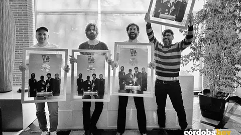 Viva Suecia con sus discos de platino
