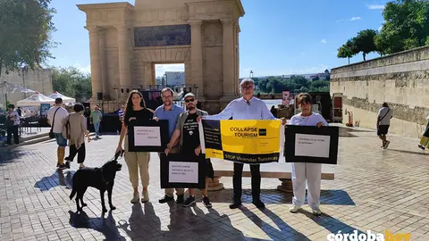 Protesta de miembros de Nodo Corduba en el Casco Hist&oacute;rico, en una imagen de archivo FOTO NODO CORDUBA