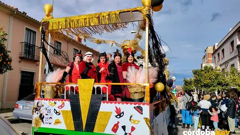 Cabalgata de Carnaval en Alcolea, en una edici&oacute;n anterior FOTO AGRUPACI&Oacute;N ALCOLEA POR SUS TRADICIONES