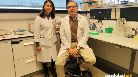 La doctora Mercedes Gil-Campos y el doctor Manuel Tena-Sempere FOTO IMIBIC