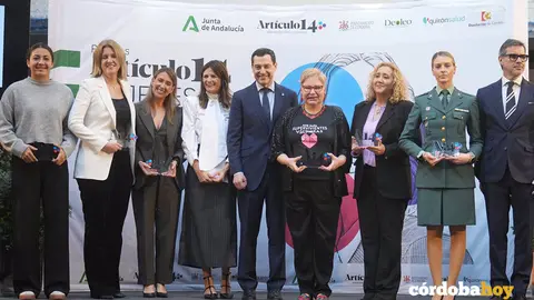 MUJERES EXTRAORDINARIAS