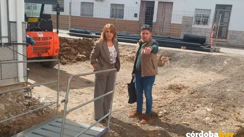 La subdelegada del Gobierno, Ana L&oacute;pez, visita las obras del PFEA en Pedro Abad FOTO GOBIERNO CENTRAL