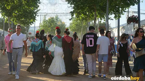 P&uacute;blico en la Feria de C&oacute;rdoba 2025