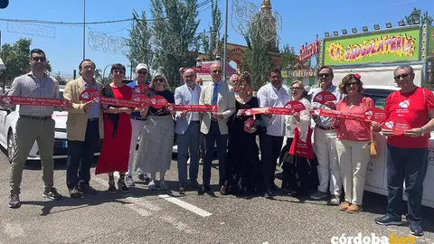 El Hospital Reina Sof&iacute;a y el sector del taxi renuevan en la Feria de C&oacute;rdoba su compromiso con la donaci&oacute;n de &oacute;rganos FOTO JUNTA DE ANDALUC&Iacute;A