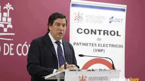 El concejal de Seguridad en el Ayuntamiento de C&oacute;rdoba, Jes&uacute;s Coca FOTO RAFA MELLADO SENIOR