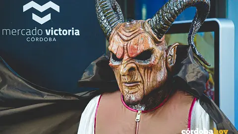 Presentaci&oacute;n de la nueva indumentaria de La Diablillo y San Bartolm&eacute;, de Montoro FOTO AYUNTAMIENTO DE MONTORO