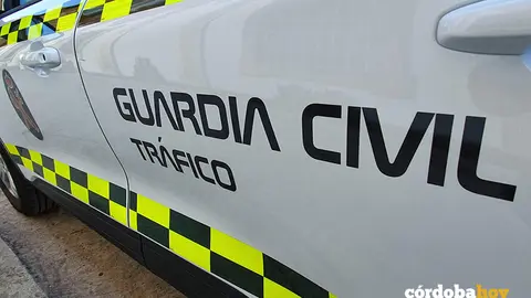 Veh&iacute;culo de la Guardia Civil de Tr&aacute;fico de C&oacute;rdoba