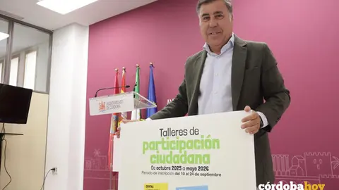 Miguel Ruiz Madruga en la presentaci&oacute;n de las talleres de Participaci&oacute;n Ciudadana FOTO AYUNTAMIENTO DE C&Oacute;RDOBA