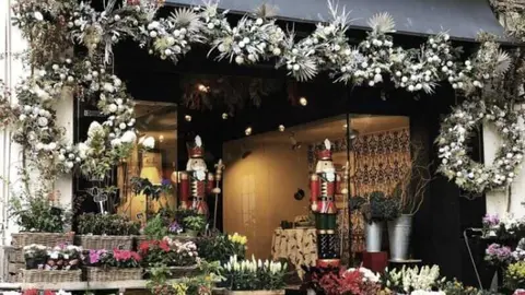  Pinsapo, la florister&iacute;a cordobesa que lleva su arte de C&oacute;rdoba a todos los rincones 