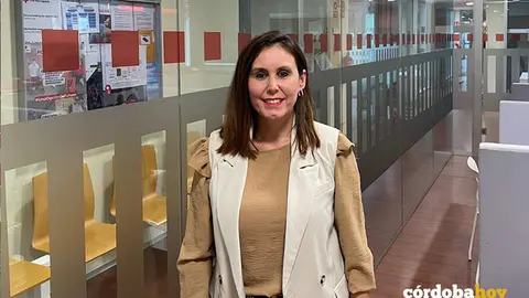 Carmen Cabello, t&eacute;cnica de Cruz Roja responsable de Atenpro