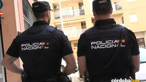 Dos agentes de la Polic&iacute;a Nacional FOTO POLIC&Iacute;A NACIONAL